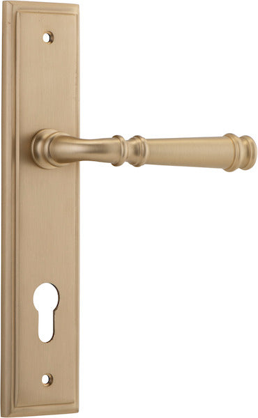 Verona Lever - Stepped Backplate - Entry Point - Iver - Brushed Brass - Door Levers