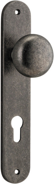 Cambridge Knob - Oval Backplate - Entry Point - Iver - Matt Black - Door Knobs