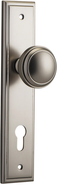 Paddington Knob - Stepped Backplate - Entry Point - Iver - Satin Nickel - Door Knobs