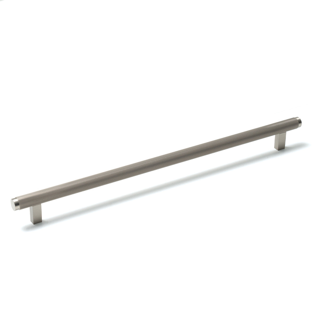 Momo Bellevue Solid Brass Lined Bar Pull