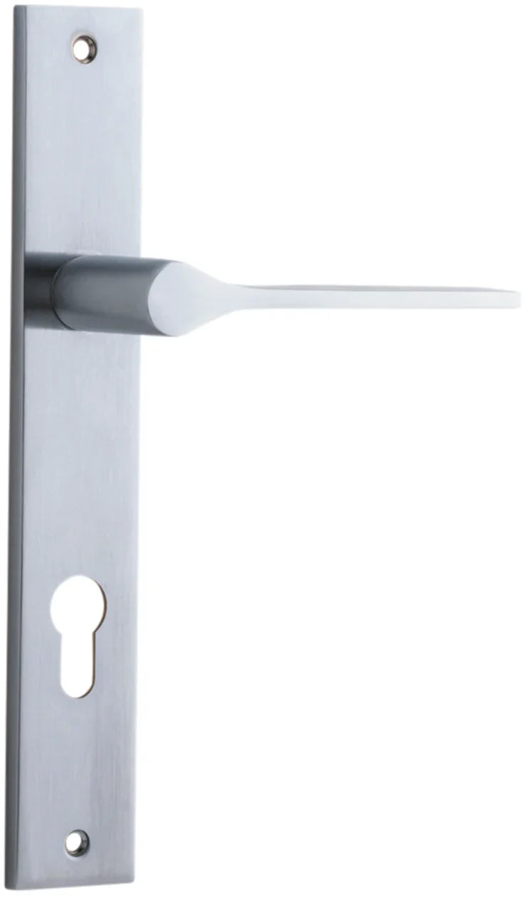 Como Lever - Rectangular Backplate - Entry Point - Iver - Brushed Chrome - Door Levers