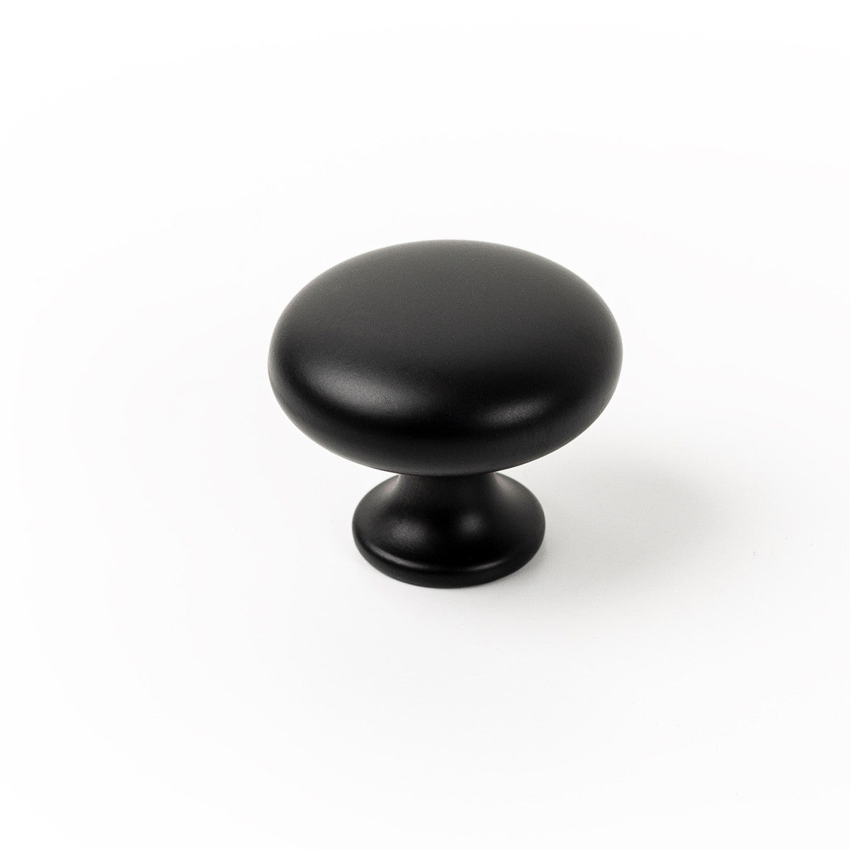 The Duke Round Knob By Momo