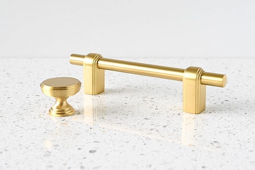 Quinn Brass Cabinetry Knob - Little Swagger