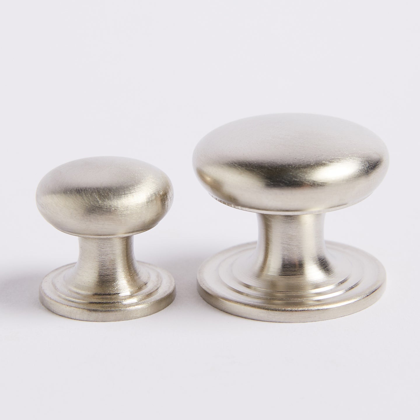 Kew Knob - Satin Nickel by Hepburn