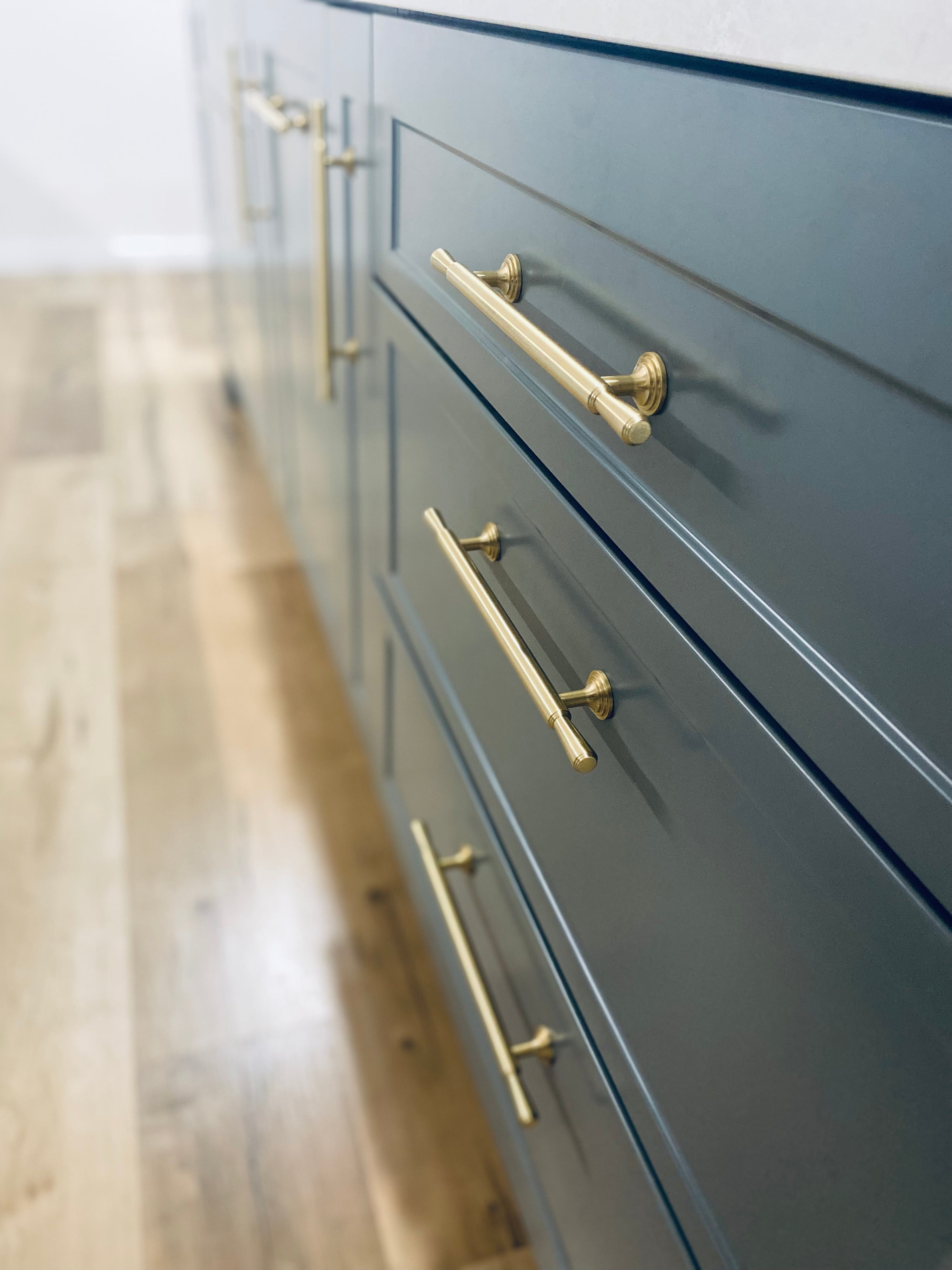 Neve Brass Cabinetry Handle - Little Swagger