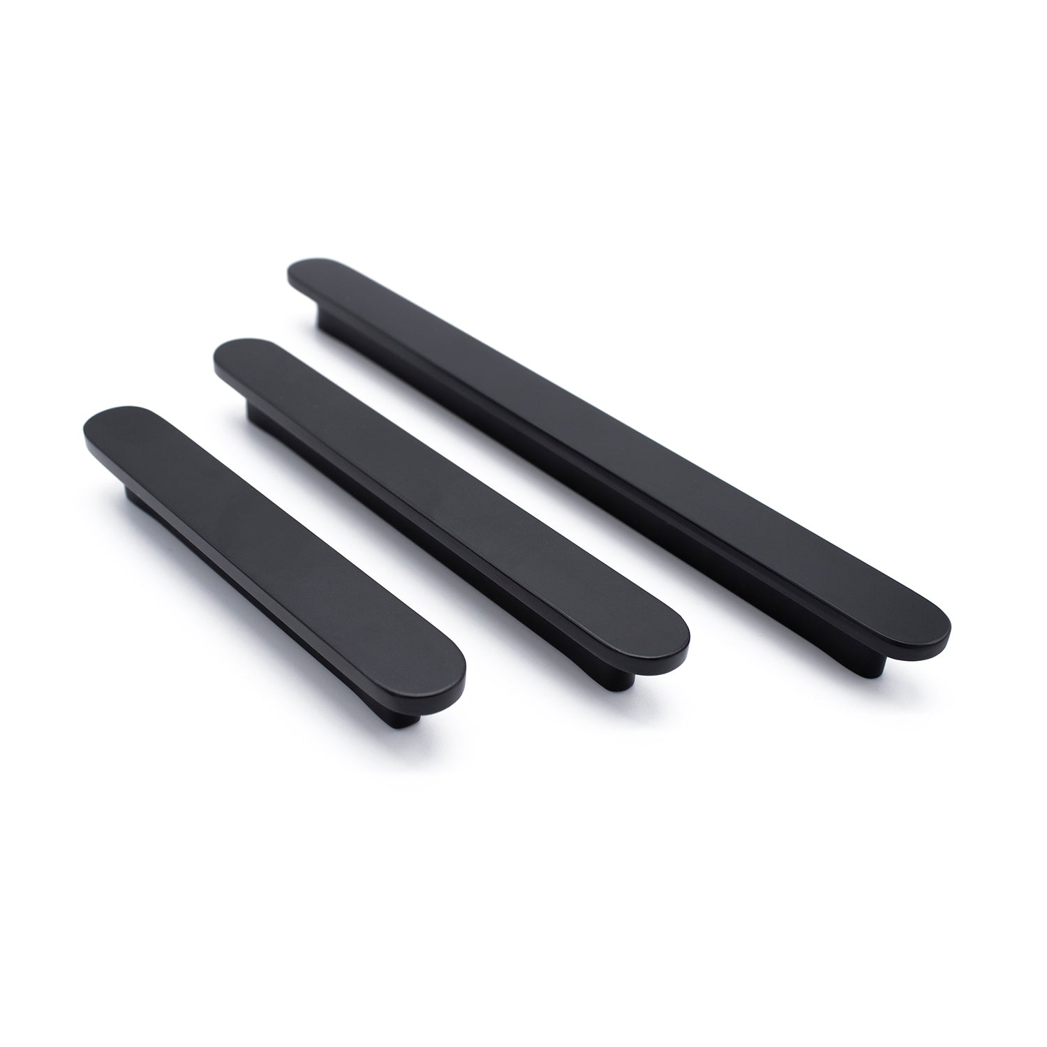 Matt Black Oval Profile Cabinet Pull - Imogen - Manovella