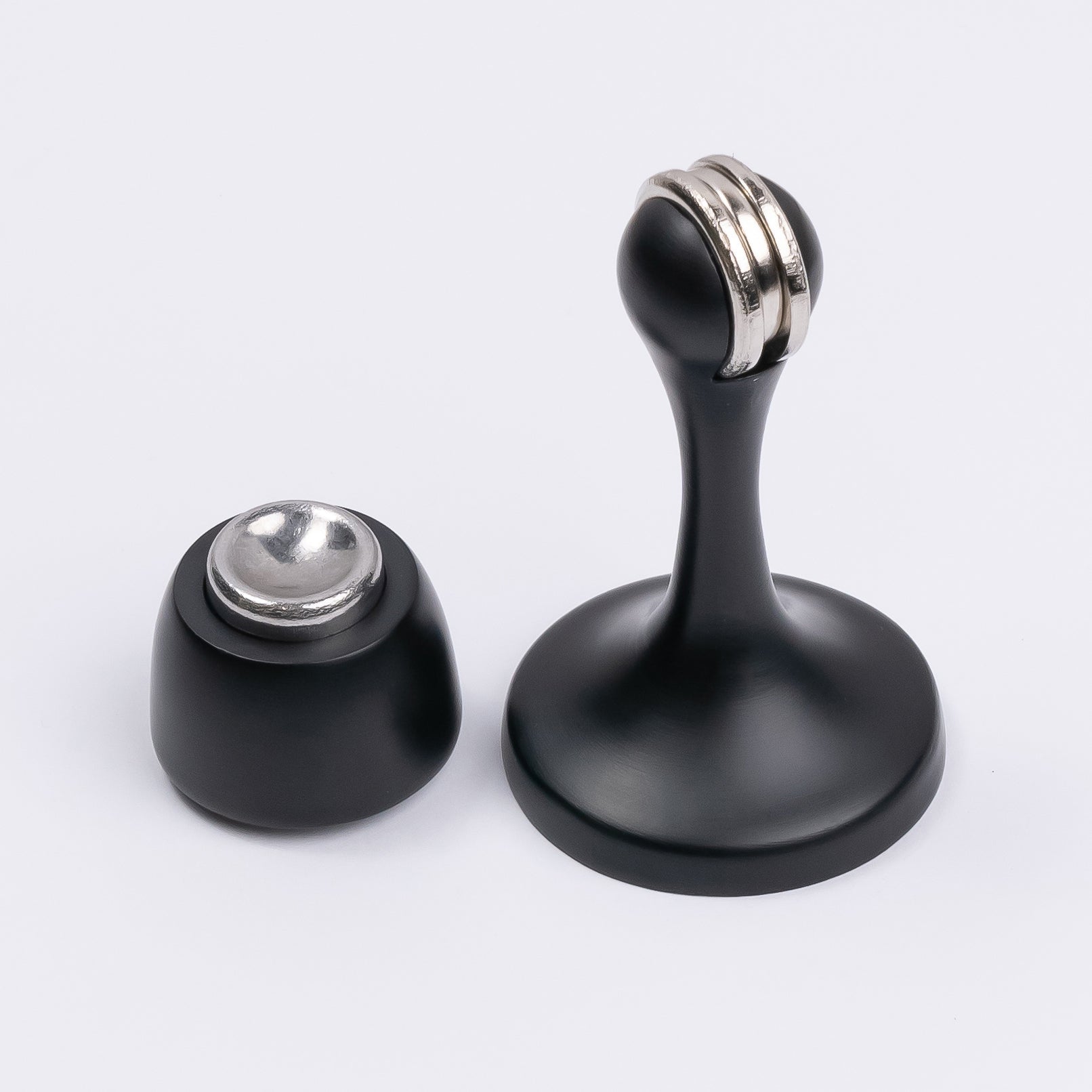 Matt Black Magnetic Door Stop - Manovella