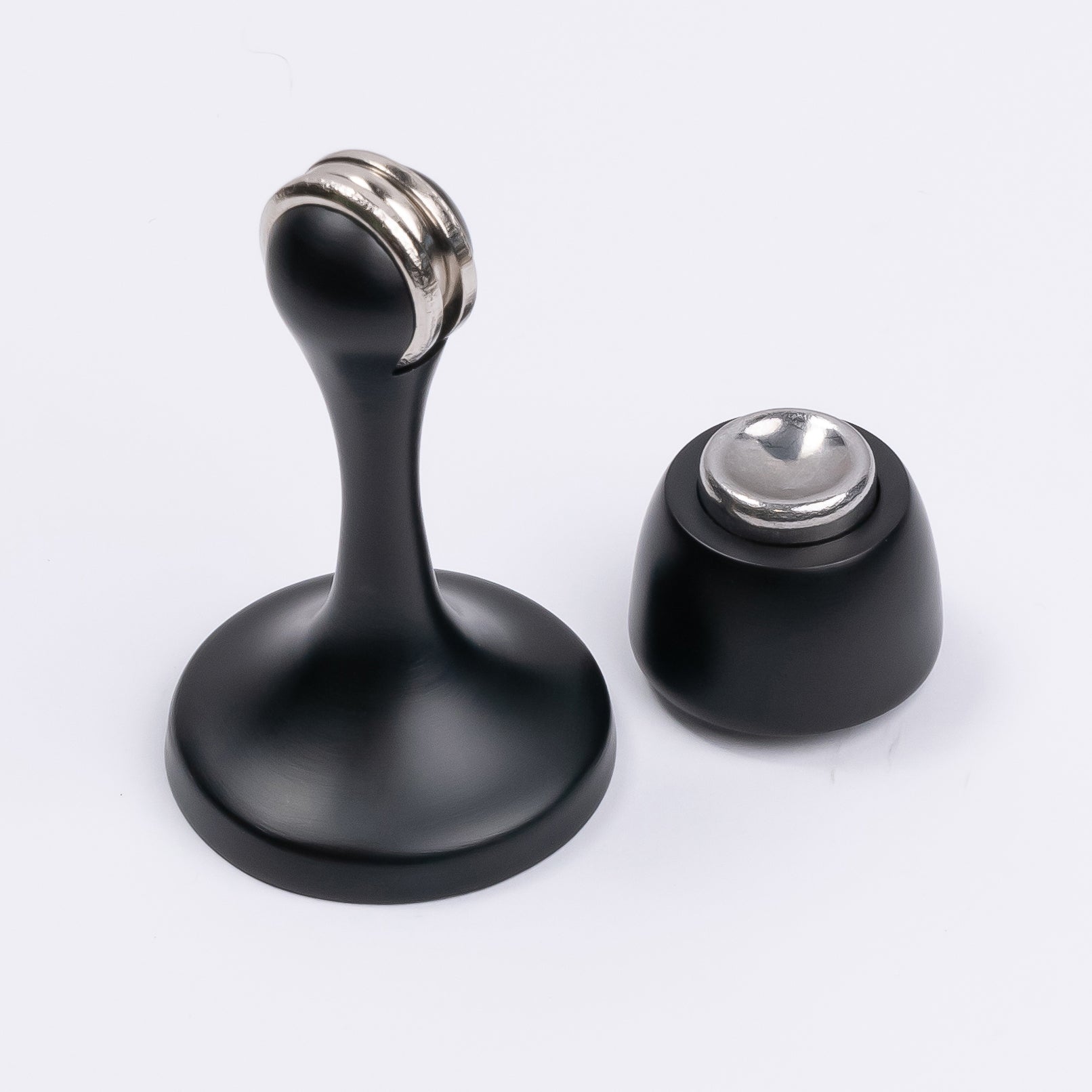 Matt Black Magnetic Door Stop - Manovella