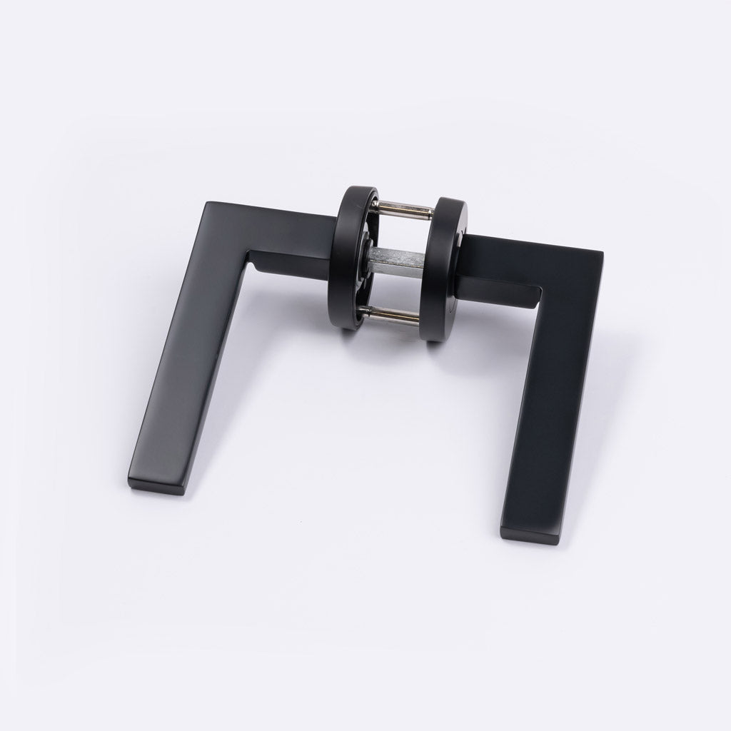 Matt Black Privacy Door Handle - Hamilton - Manovella