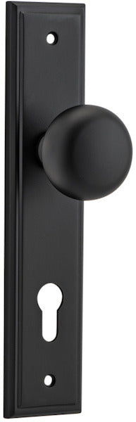 Cambridge Knob - Stepped Backplate - Entry Point - Iver - Matt Black - Door Knobs