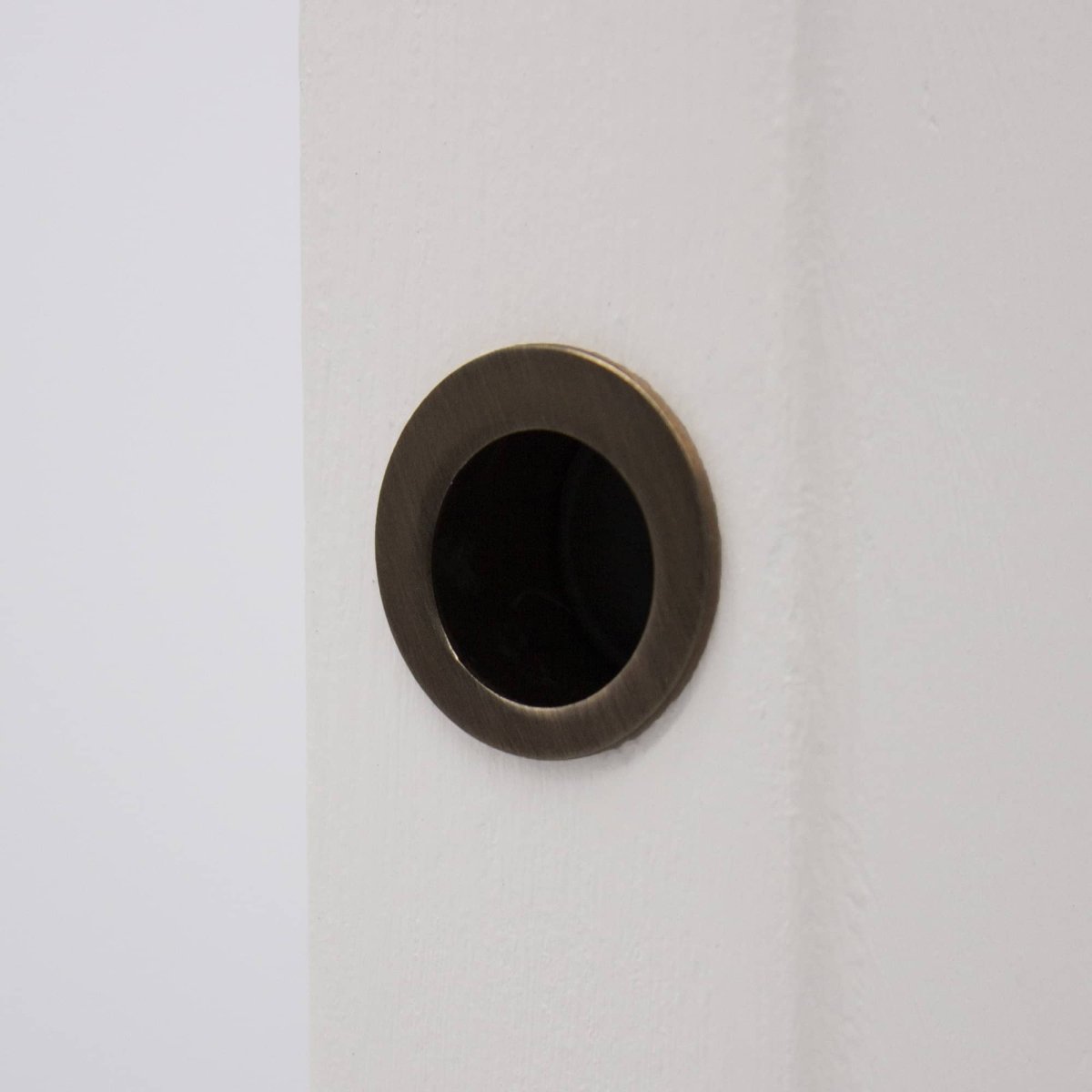 Aged Brass Round Sliding Door Finger Pull - Manovella - Entry - Point - EP25AG - Manovella