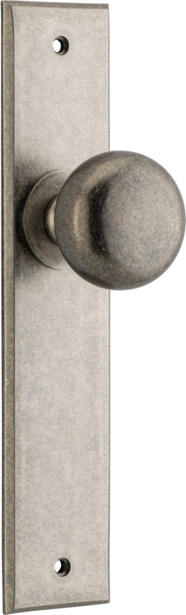 Cambridge Knob - Chamfered Backplate - Entry Point - Iver - Distressed Nickel - Door Knobs