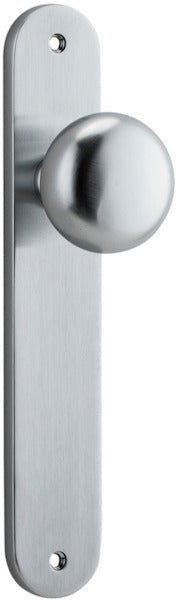 Cambridge Knob - Oval Backplate - Entry Point - Iver - Brushed Chrome - Door Knobs