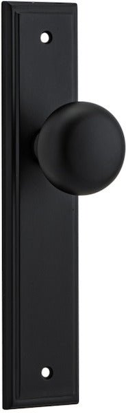 Cambridge Knob - Stepped Backplate - Entry Point - Iver - Matt Black - Door Knobs