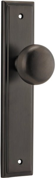 Cambridge Knob - Stepped Backplate - Entry Point - Iver - Signature Brass - Door Knobs