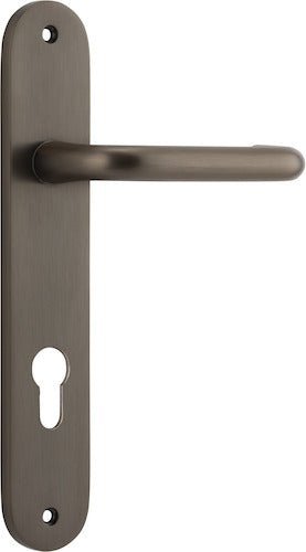 Oslo Oval DDA Compliant - Entry Point - Iver - Signature Brass - Door Levers